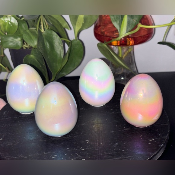 Set of 4 Target Ceramic Easter Eggs - Picture 3 of 15
